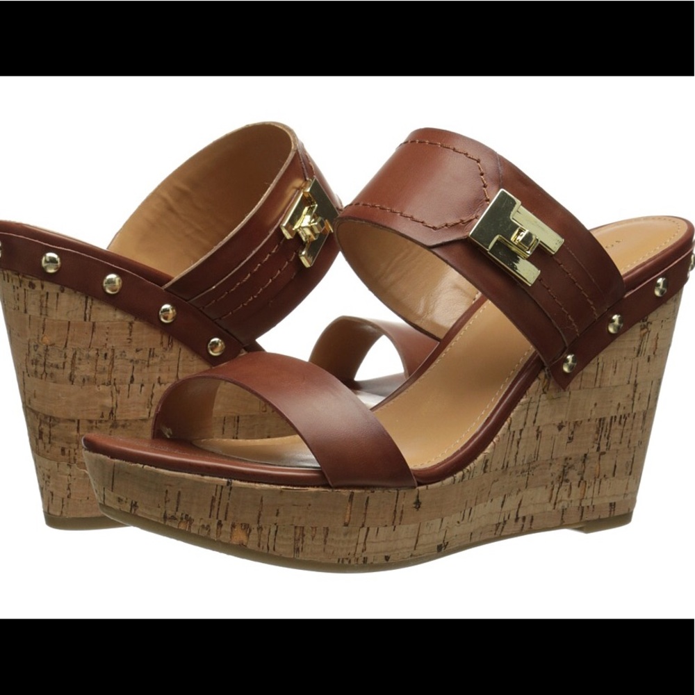 Tommy Hilfiger Madasen Wedge Size 7